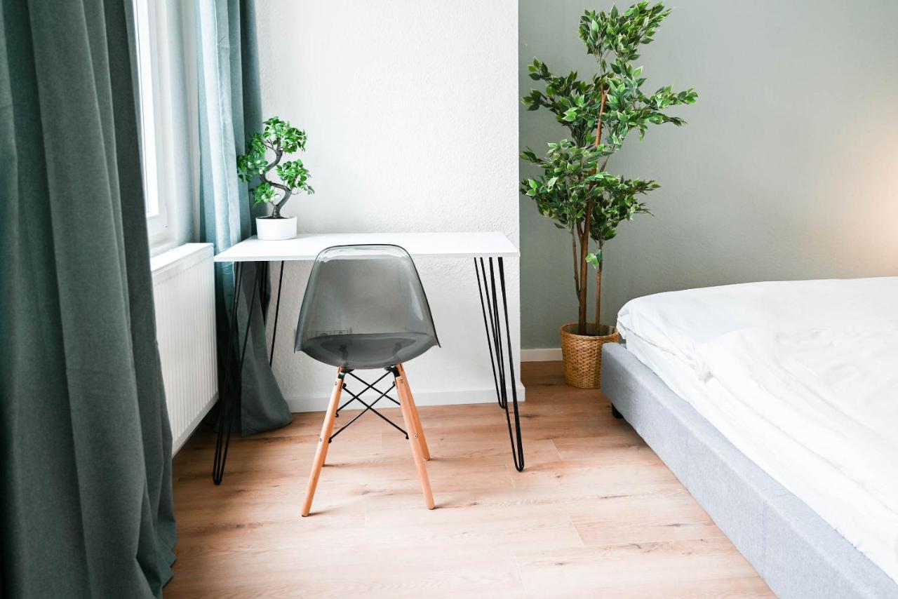 50Qm Apartment In Krefeld Zentral Gelegen Mit Hohen Decken - Beuys Apartments - クレーフェルト エクステリア 写真