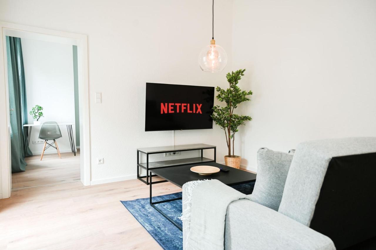 50Qm Apartment In Krefeld Zentral Gelegen Mit Hohen Decken - Beuys Apartments - クレーフェルト エクステリア 写真